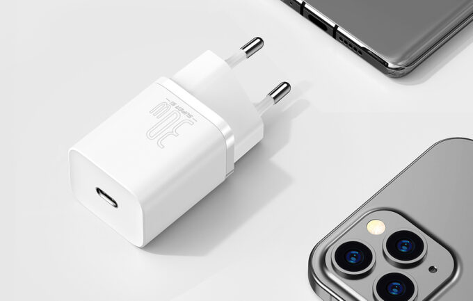 Зарядно устройство 220V BASEUS 30W, USB-C, Super Si (CCSUP-J02) - Image 2